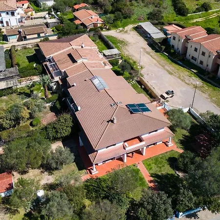 Welcomely - Affittacamere Insula Apartament Olbia